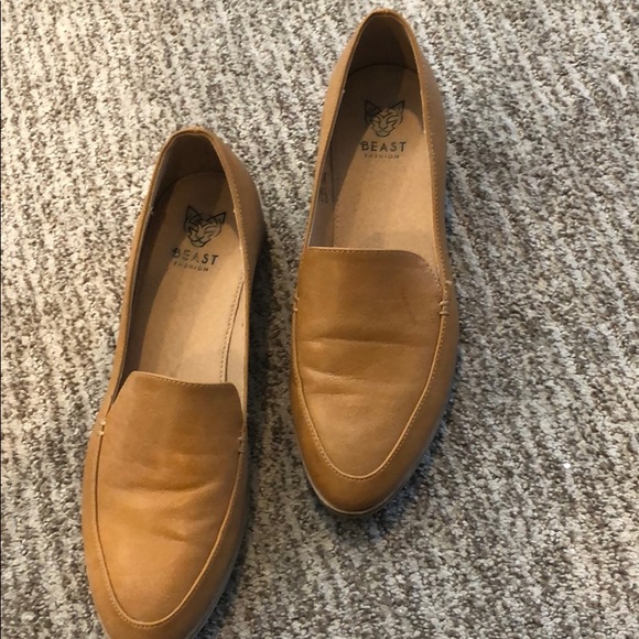 Tan Flats - Picture 2 of 2